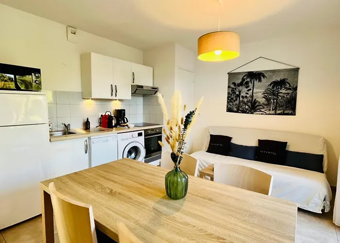 Mini-villa Dans Avec Piscine T2 * Bonifacio (Corsica)