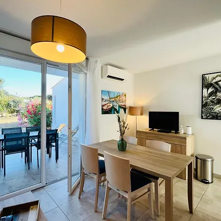 Mini-villa Dans Avec Piscine T2 Apartment *