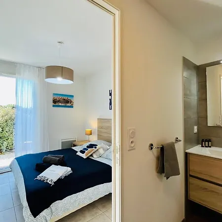 Mini-villa Dans Avec Piscine T2 * Bonifacio (Corsica)